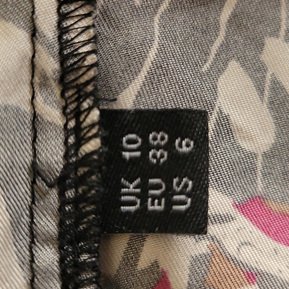 100% Silk Vintage Pringle Skirt - Picture 6 of 6